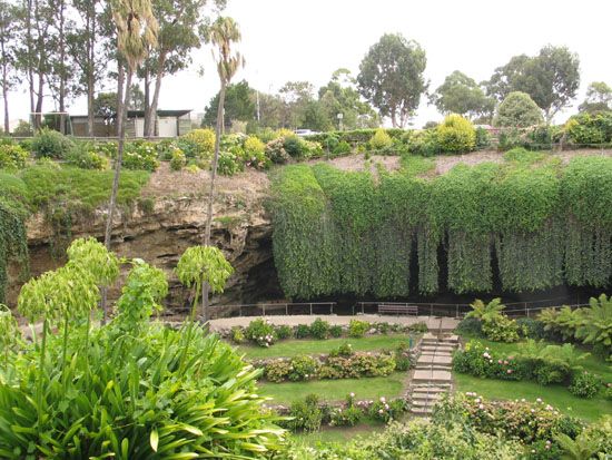 Mt. Gambier - Umpherston Sinkhole