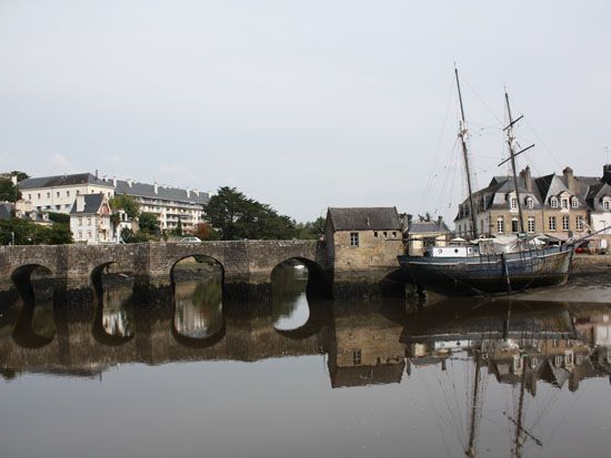 Auray