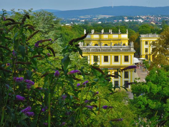 Blick zur Orangerie in der Karlsaue