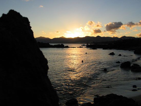 Puerto del Carmen -  Playa de la Barrilla