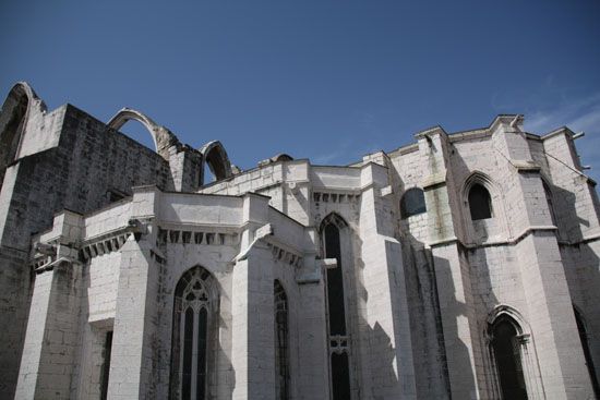 Ruine der Igreja do Carmo