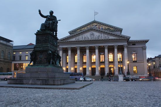 Nationaltheater am Max-Joseph-Platz