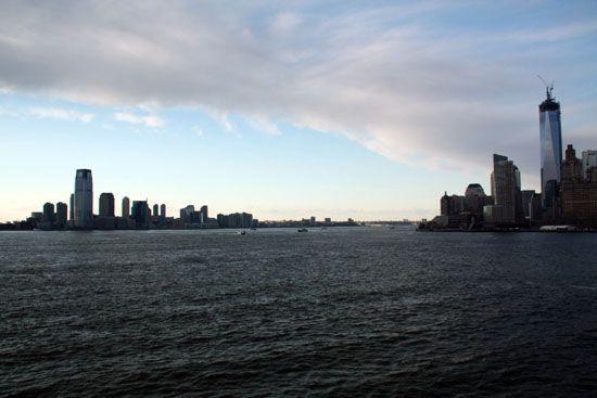 Blick auf die Skyline von Manhattan und New Jersey