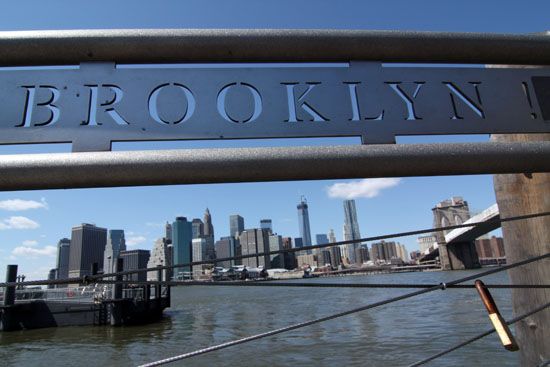 Blick Richtung Downtown Manhattan von Brooklyn aus