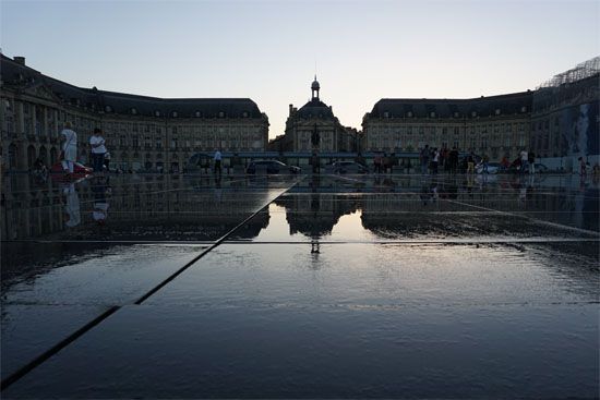 Am Place de la Bourse