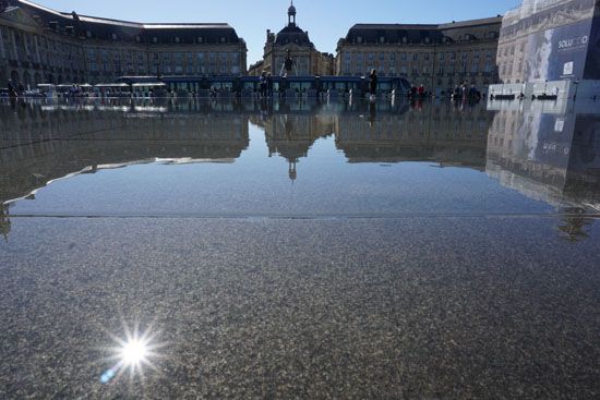 Am Place de la Bourse