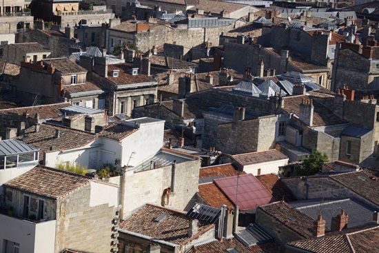 Blick über die Dächer von Bordeaux