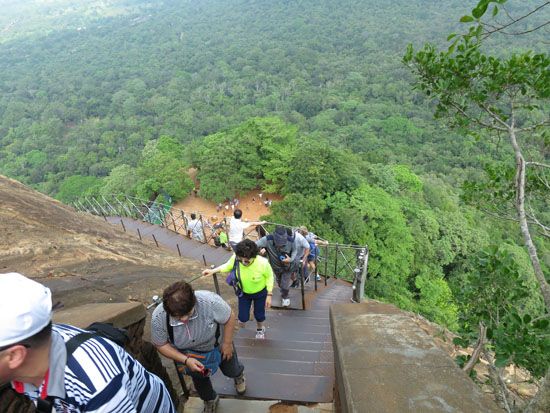 Steiler Aufstieg zum Löwenfelsen von Sigiriya