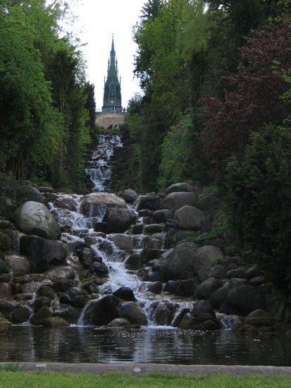 Victoriapark Kreuzberg mit Schinkel-Denkmal