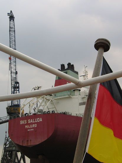 Öltanker im Trockendock