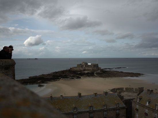 Saint Malo - Blick vom Château zum Fort National