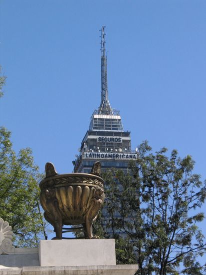 Mexico-City: Torre Latinoamericana