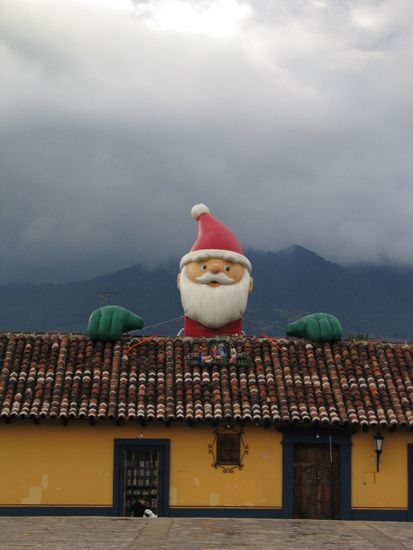 San Cristóbal de las Casas: Der Nikolaus ist da...
