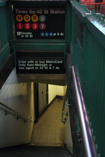 Eingang zur Subway am Times Square
