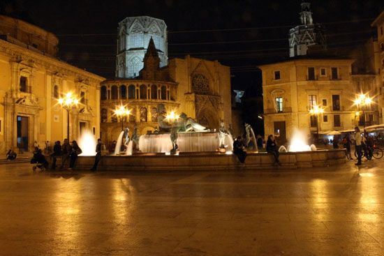 Plaza de la Virgen